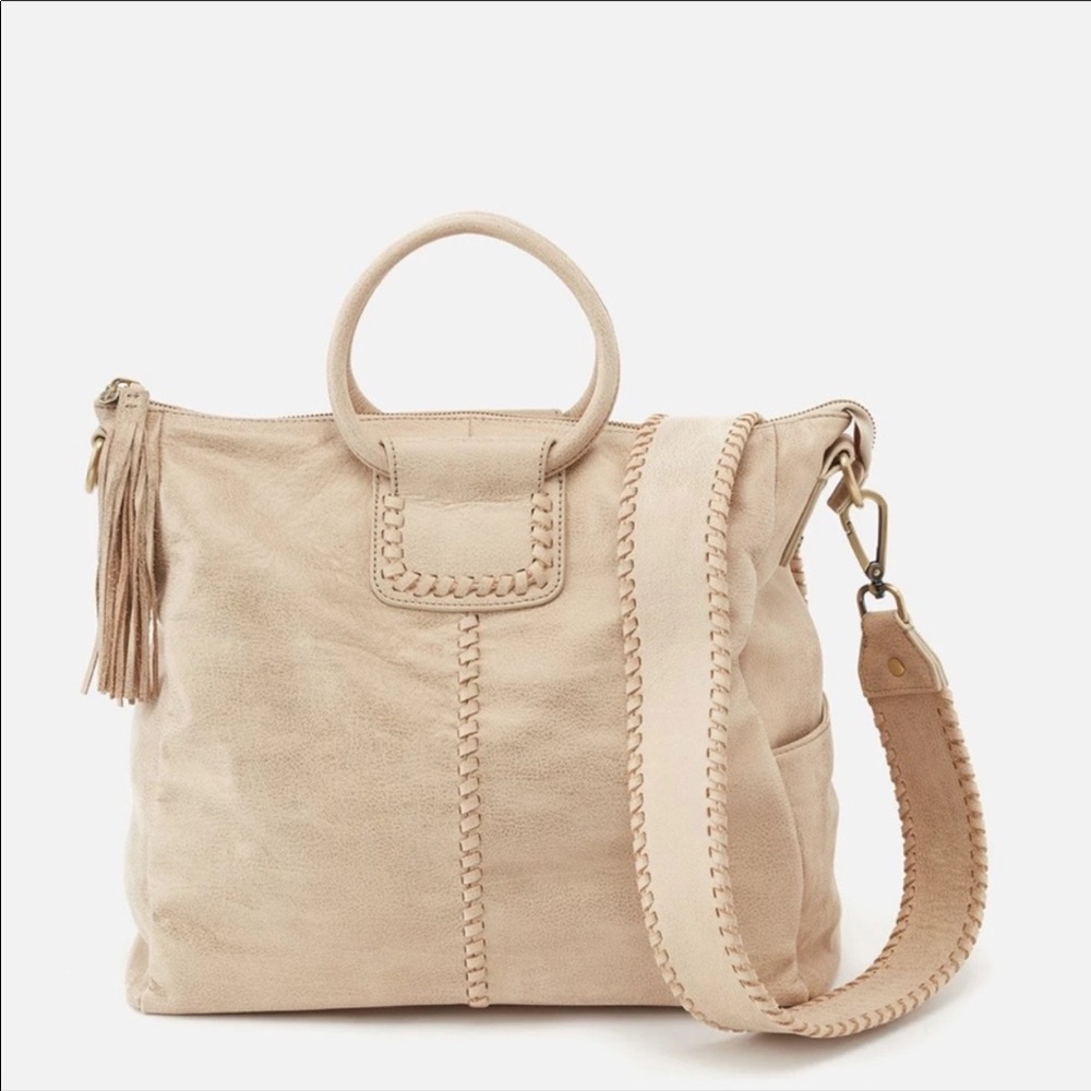 Hobo Shelia bag in Buff Gold